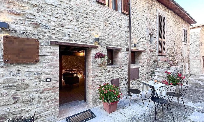 Castel Ritaldi Apartment | Lovely apartment in Castel Ritaldi