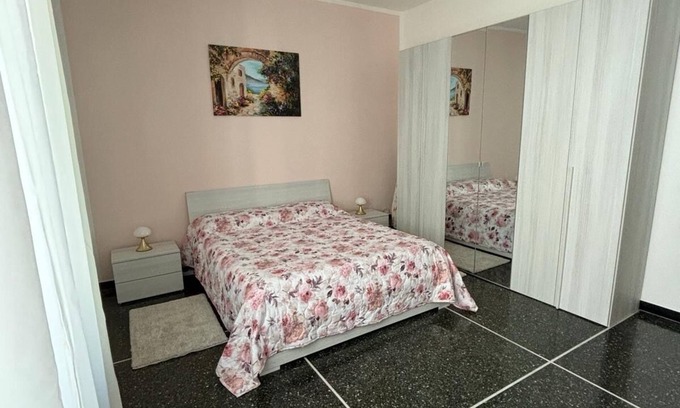 Rivarolo Ligure Apartment | Lovely apartment with a private parking