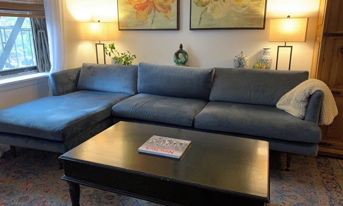 Ukrainian Village Apartment | Lovely Apt with Queen Beds, Fireplace, Close to Subway, Sleeps 4