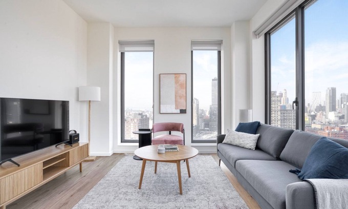 Clinton Hill Apartment | Lovely Clinton Hill 2BR w/W/D, Gym & Pool, nr BAM, by Blueground