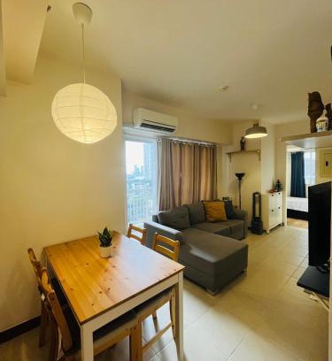 Project 4 House | Lovely Elegant 2BR Condo with Pool Access at Infina Cubao QC