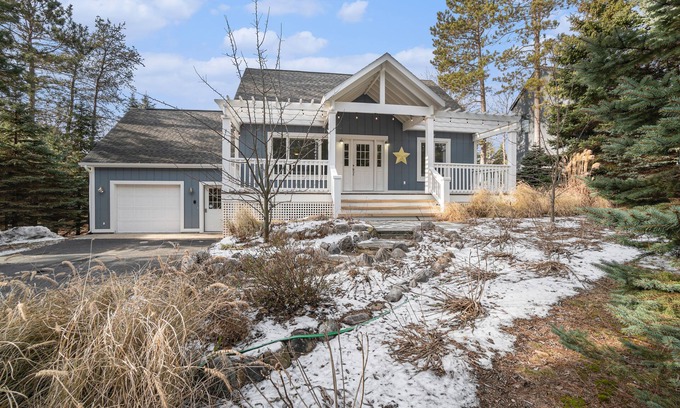 Thompsonville House | Lovely Escape in Crystal Mountain Resort w/Firepit, Full Kitchen, & Nearby Hot T