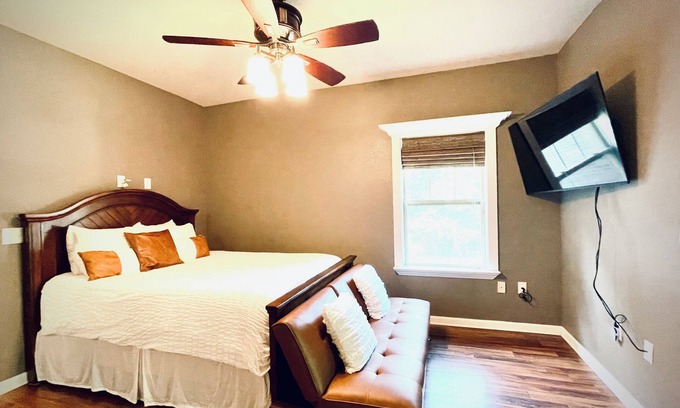 Milton Apartment | Lovely Guest Apartment