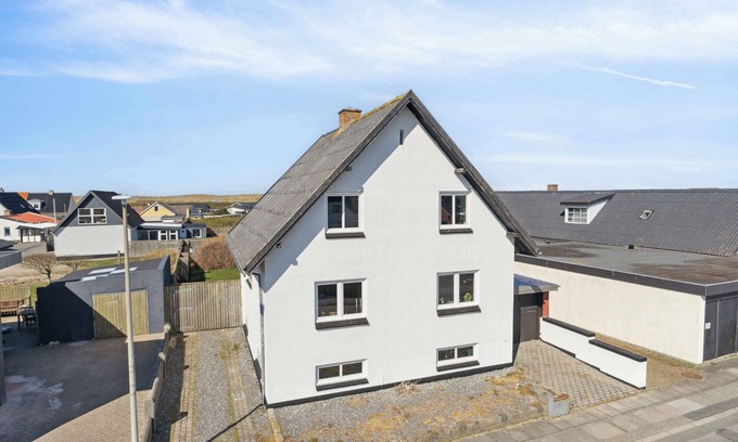 Thyboron Villa | Lovely holiday home close to the water