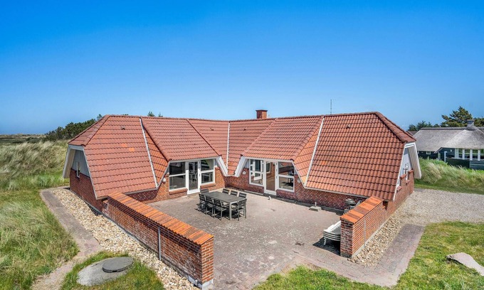 Blavand House | Lovely home in Blåvand with WiFi