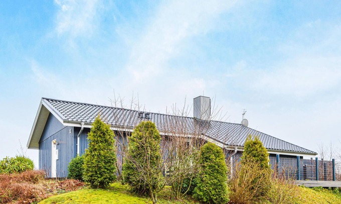 Oster Hurup House | Lovely home in Hadsund with kitchen