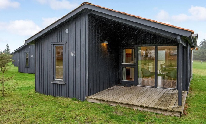 Hanstholm House | Lovely home in Hanstholm with WiFi