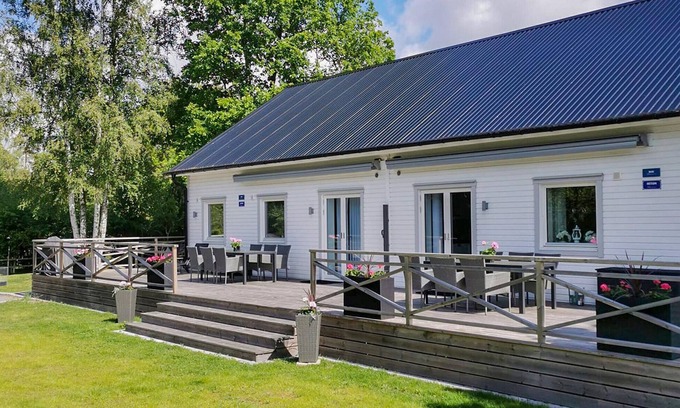 Sloinge House | Lovely home in Heberg with WiFi