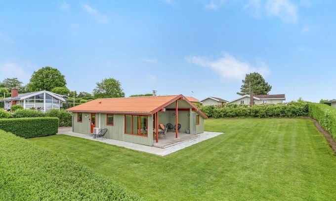 Hejlsminde Strand House | Lovely home in Hejls with WiFi