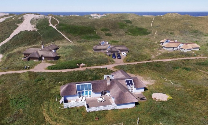 Haurvig House | Lovely home in Hvide Sande with kitchen