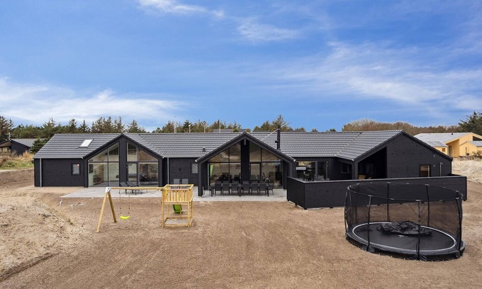 Hvide Sande House | Lovely home in Hvide Sande with sauna