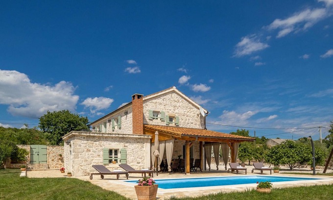 Slivnica House | Lovely home in Posedarje