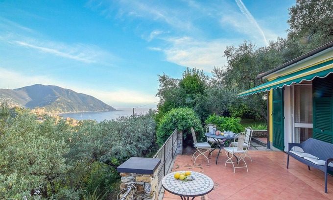 Recco House | Lovely home in Recco with WiFi