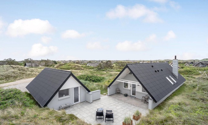 Klegod House | Lovely home in Ringkøbing with kitchen