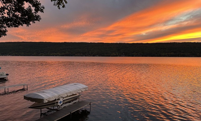 Honeoye House | Lovely Honeoye Lake home w/gorgeous sunsets! Family Friendly-Deck, dock, kayaks!