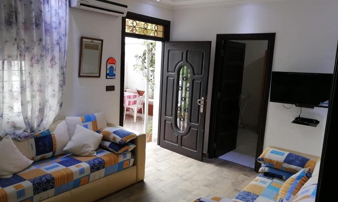 Miramar House | Lovely house with garden