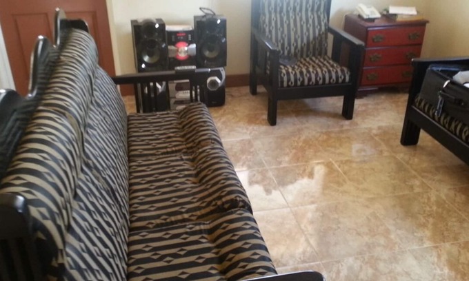 Long Bay Apartment | Lovely large one bedroom near Crane Beach-