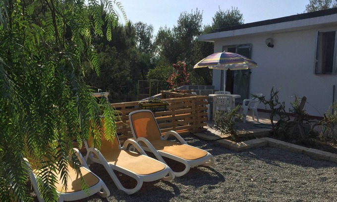 Il Monte House | Lovely little house in Salento, in the countryside with garden and solarium