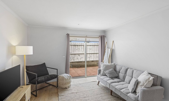 Corio Villa | Lovely Living - Relax in the Bellarine Peninsula