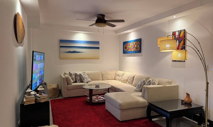 Santa Ana Apartment | Lovely luxury apartment in Santa Ana