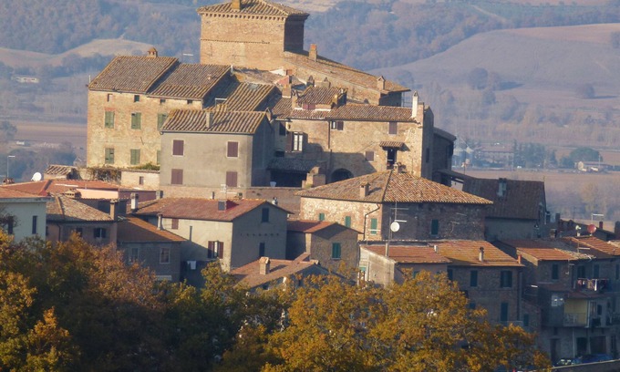 Fabro House | Lovely Medieval Townhouse between Rome and Florence with exceptional views