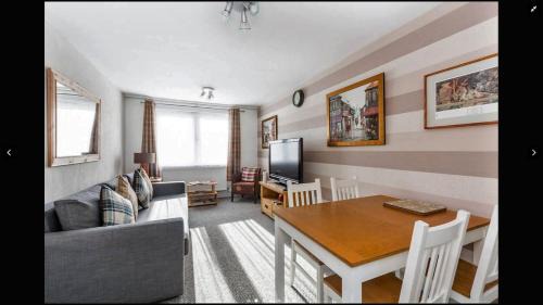 Stratford and New Town Apartment | Lovely One Bedroom Apartment in Stratford