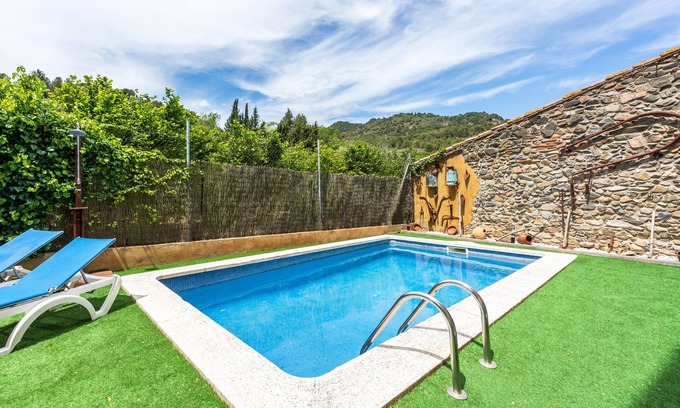 Les Irles Apartment | Lovely Rural Apartment in Les Irles Tarragona