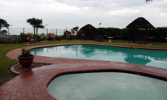 Kingsborough Apartment | Lovely Sea Facing unit, On the beach, Amanzimtoti