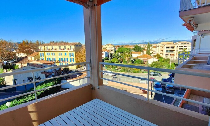 Frejus Port Apartment | Lovely spacious nest in Port Fréjus