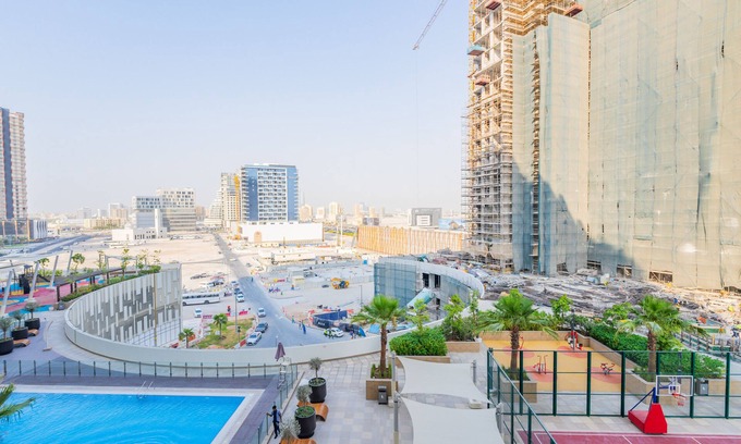 Jadaf Apartment | Lovely Studio with Cozy Balcony and Outdoor Pool