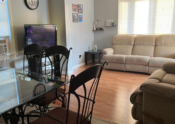 Linden Apartment | Lovely three Bedroom Apartment near Jersey city and Newyork