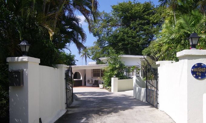 Sunset Crest Villa | Lovely villa-lush gardens. Easy 2 min walk to beach, pool, bars, dining, shops