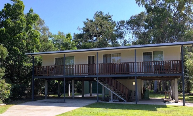 Tin Can Bay House | Lovely Waterfront Home