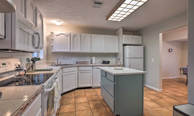 Wimberley House | Lovely Wimberley Vacation Rental w/Yard!