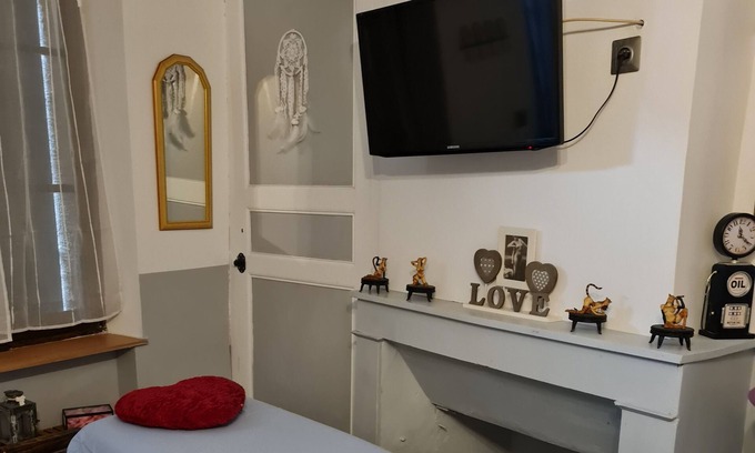 Romorantin-Lanthenay Apartment | Loveroom Lovasologne