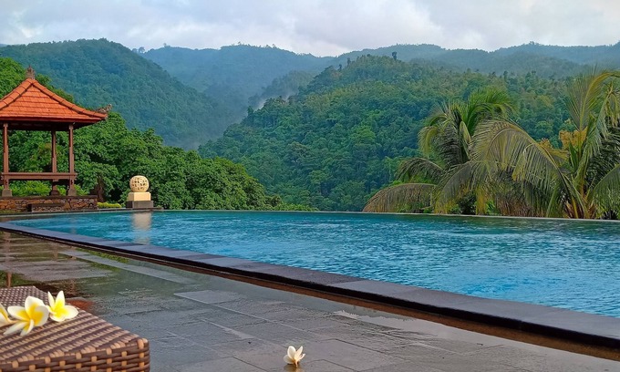 Kalibukbuk Villa | Lovina hillside & ocean view villas with 2 bedroom
