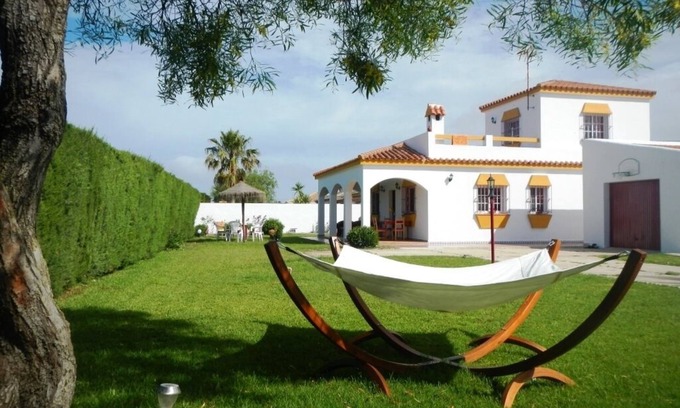 El Palmar House | Lovingly furnished holiday house, 250m from the sea, large garden, roof terrace