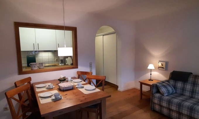 Steibis Apartment | Lovingly furnished apartment in the middle of Steibis. 800 m to the lift and golf course