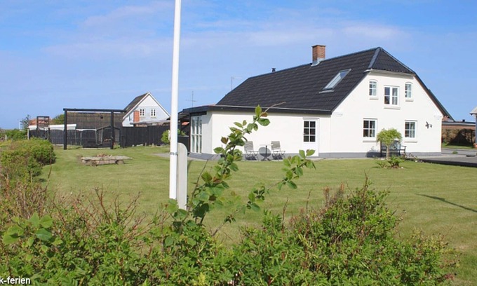 Krik House | Lovingly furnished house with a view of the Limfjord