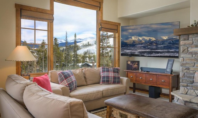 Bear Crossing House | Lower Bear Trail townhouse
