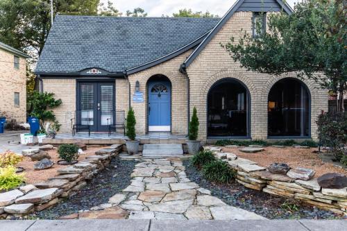 Lower Greenville House | Lower Greenville Estate