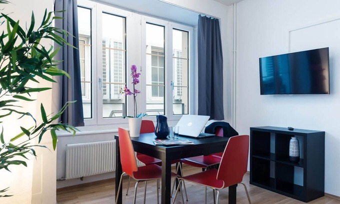 Lucerne Apartment | LU Venus l - Old Town HITrental Apartment