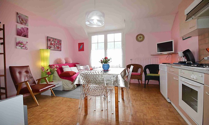 Bagneres-de-Luchon Apartment | Luchon Apartment T2 Downtown Balcony Garden Wifi # 5