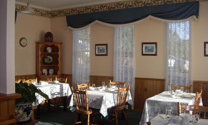 Latrobe Bed & Breakfast | Lucinda B&B