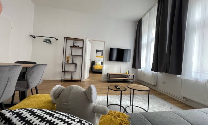 Bahnhofsviertel Apartment | Lucky Stays Magdeburg