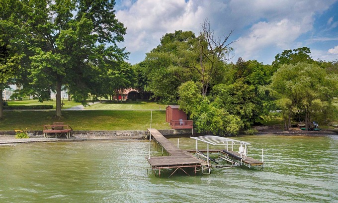 Interlaken Cottage | Lucky Stone Cottage - Quality Affordable Cayuga Lake Vacation
