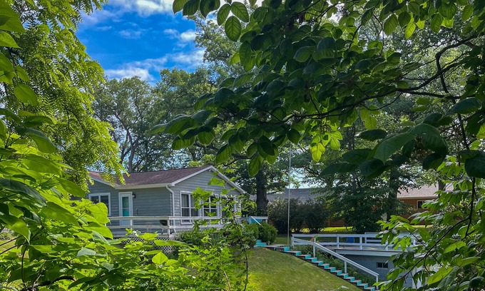 Monticello House | Lucretia's Lakeside