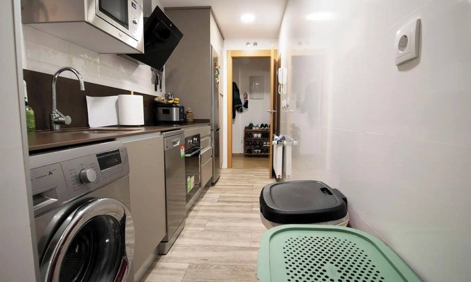 Las Rozas de Madrid Apartment | Lujoso Apartamento 3 Camas Piscina Parque Garaje Las Rozas Familiar Tranquilo