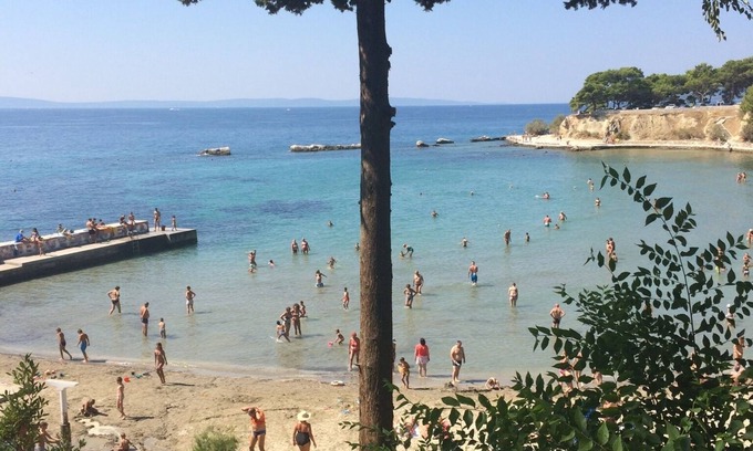Kamen Apartment | Luka Big Apartment With Private Balcony And Parking Sea Views 7 min walk to beac