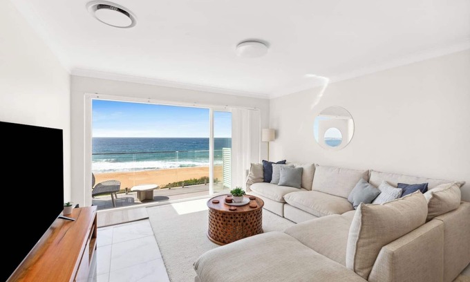 Narrabeen Apartment | Lume on the Shore A Stylish Oceanfront Getaway